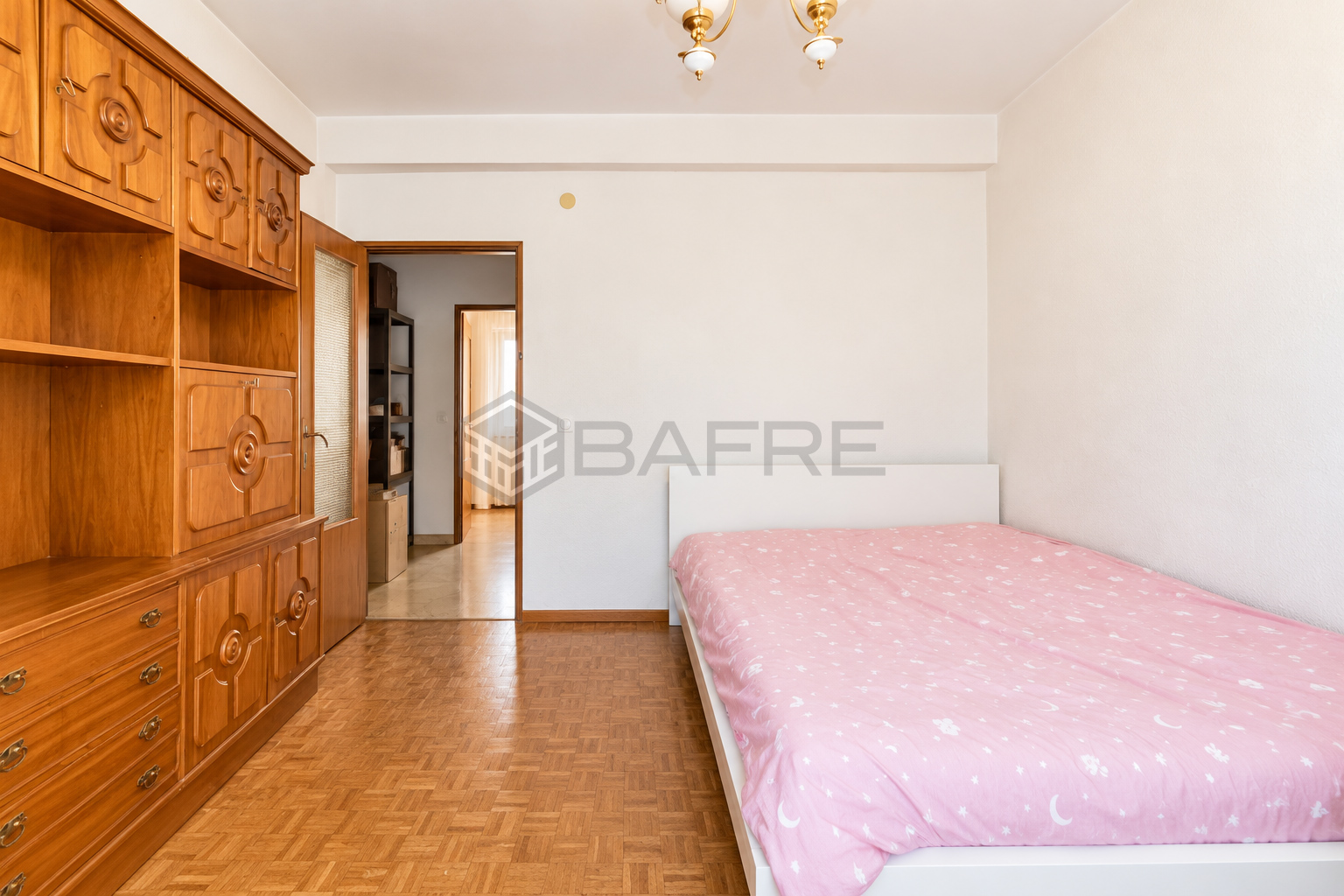 Piso en venta en Calle de San Antolín 15