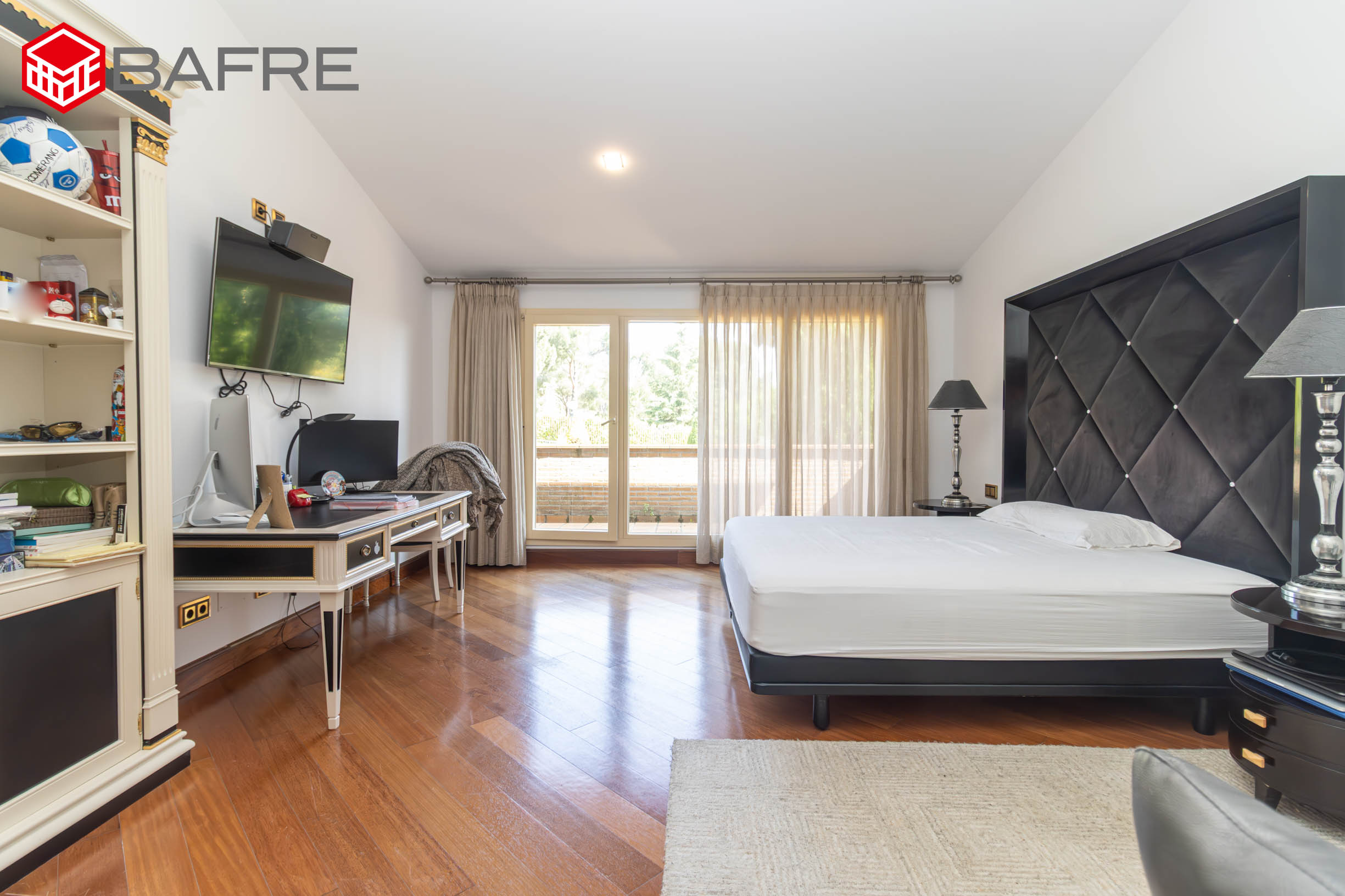 Chalet en C. de Prado del Rey 20