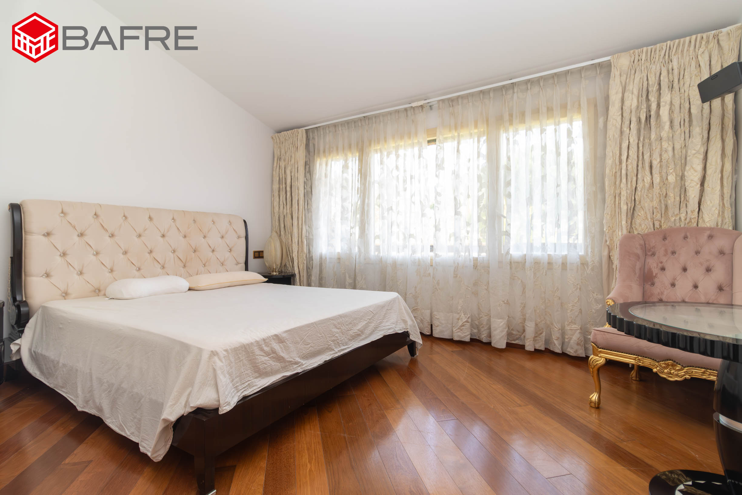 Chalet en C. de Prado del Rey 26
