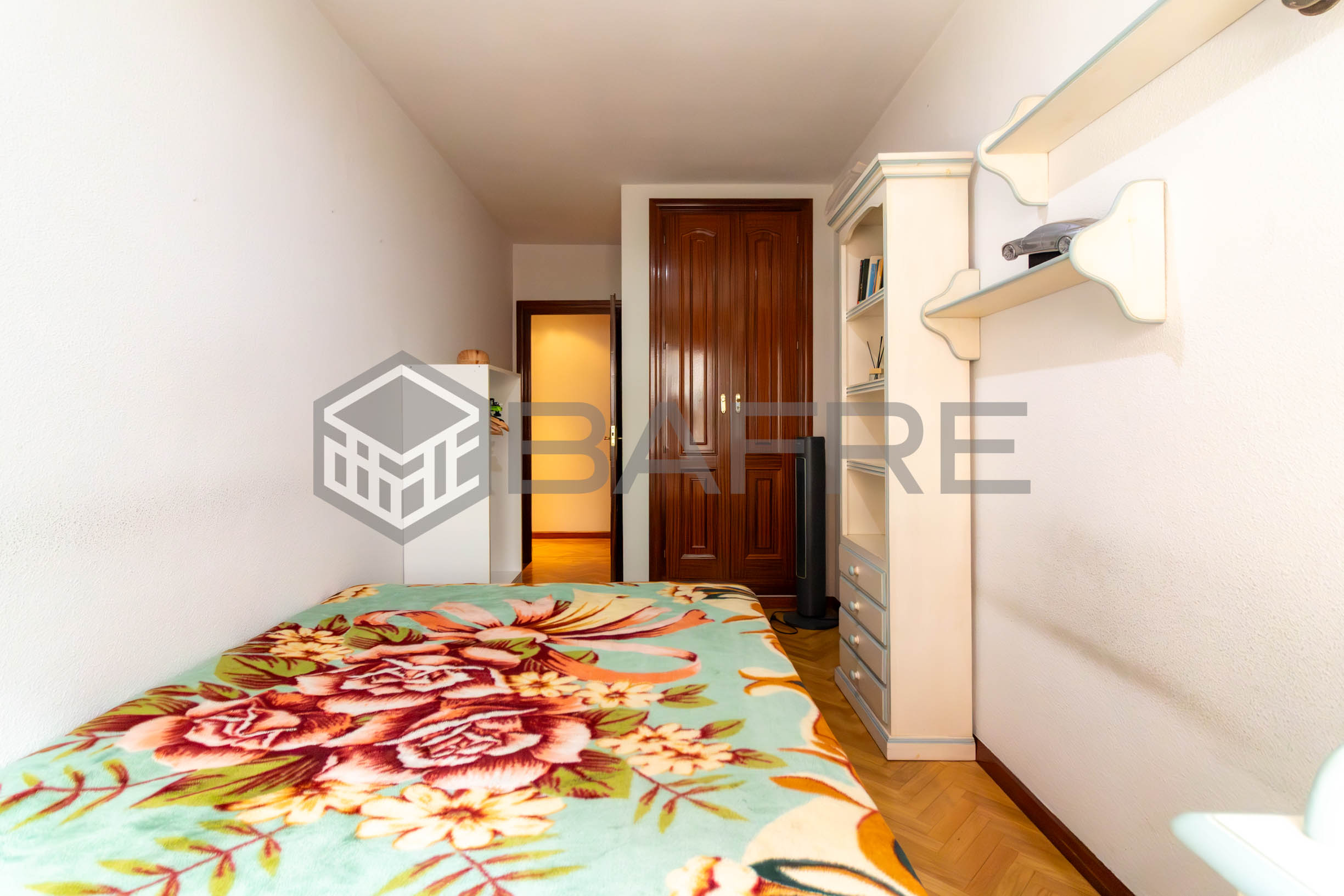 Piso en Adelfas 18