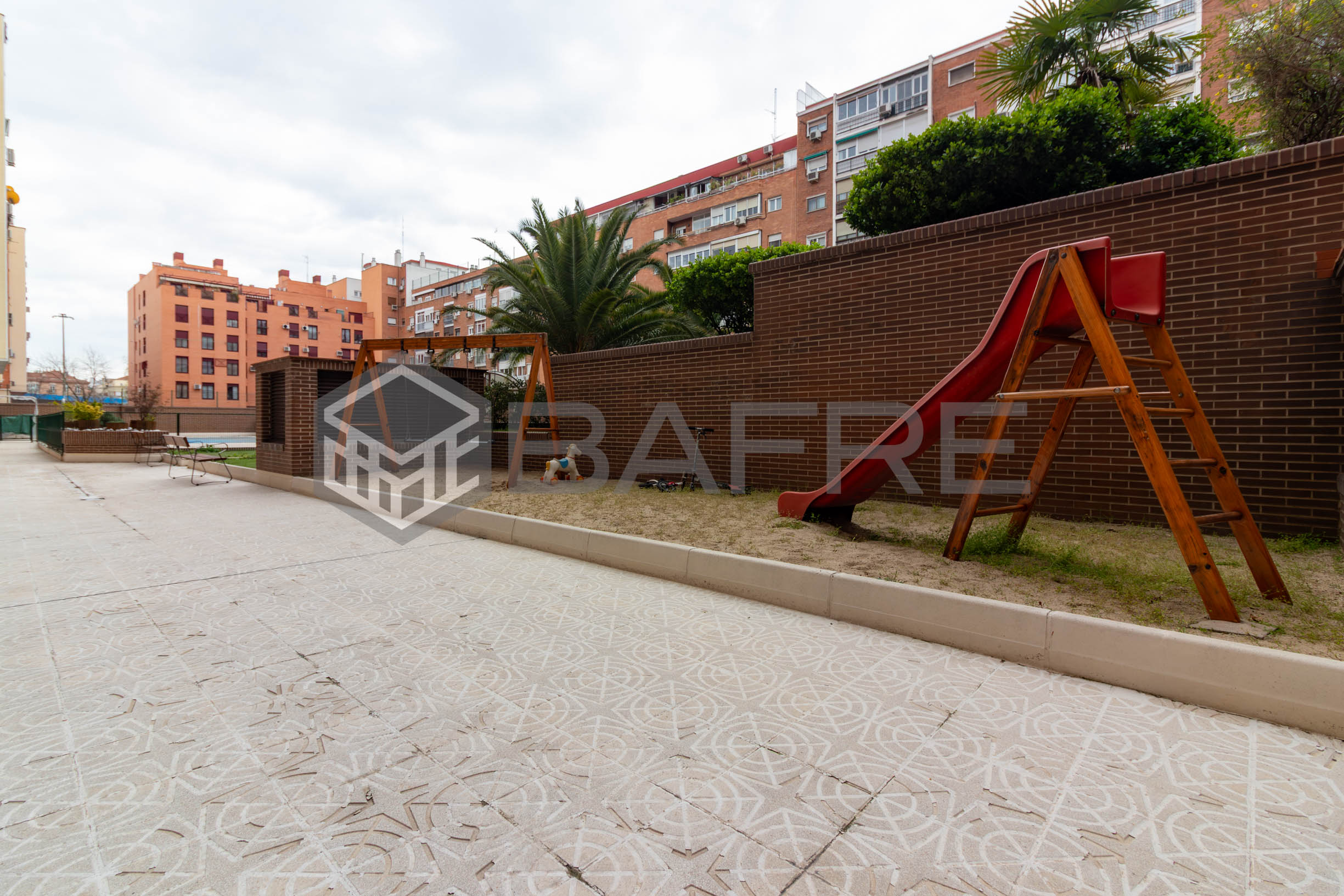 Piso en Adelfas 22