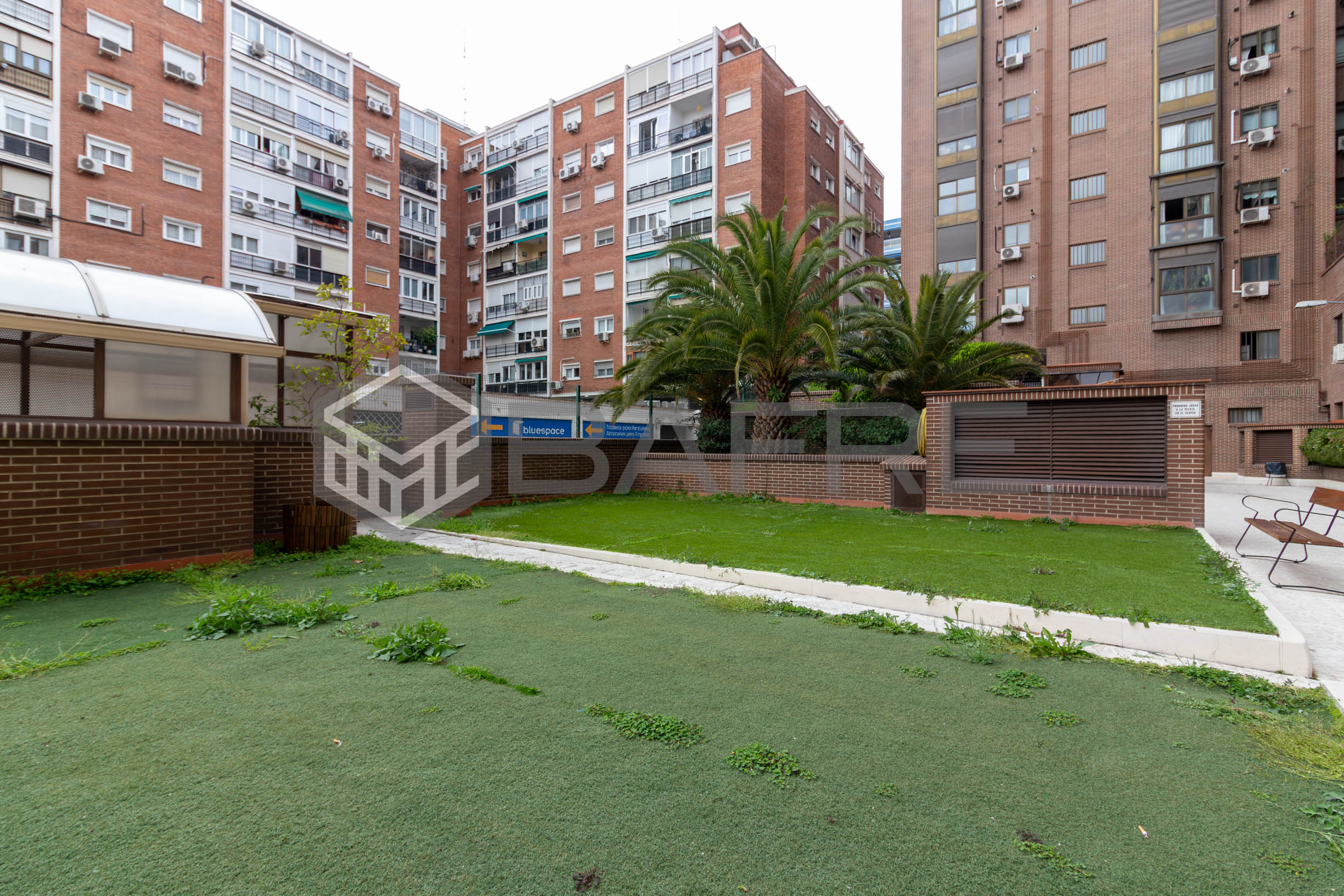 Piso en Adelfas 27