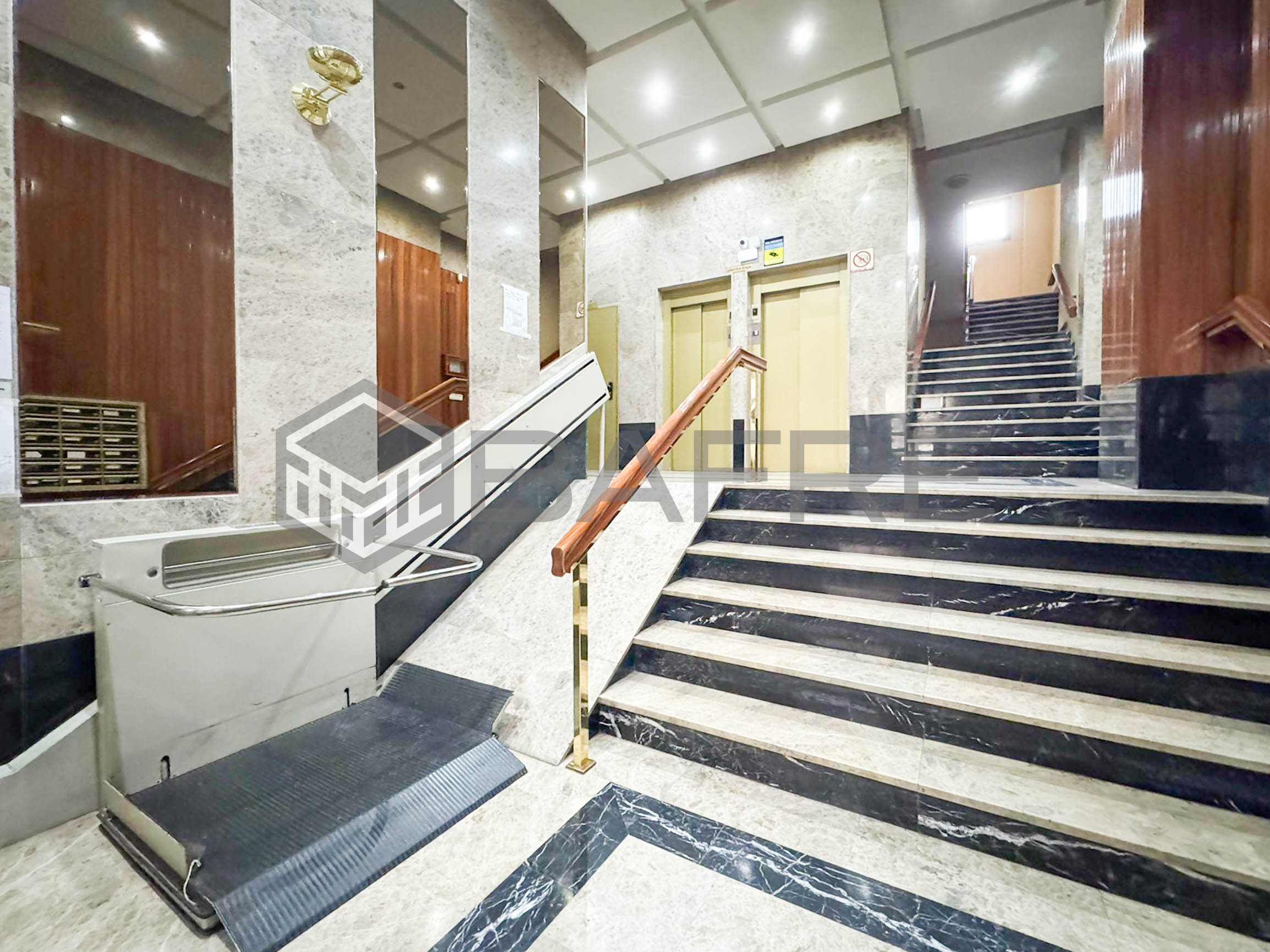 Piso en Adelfas 28