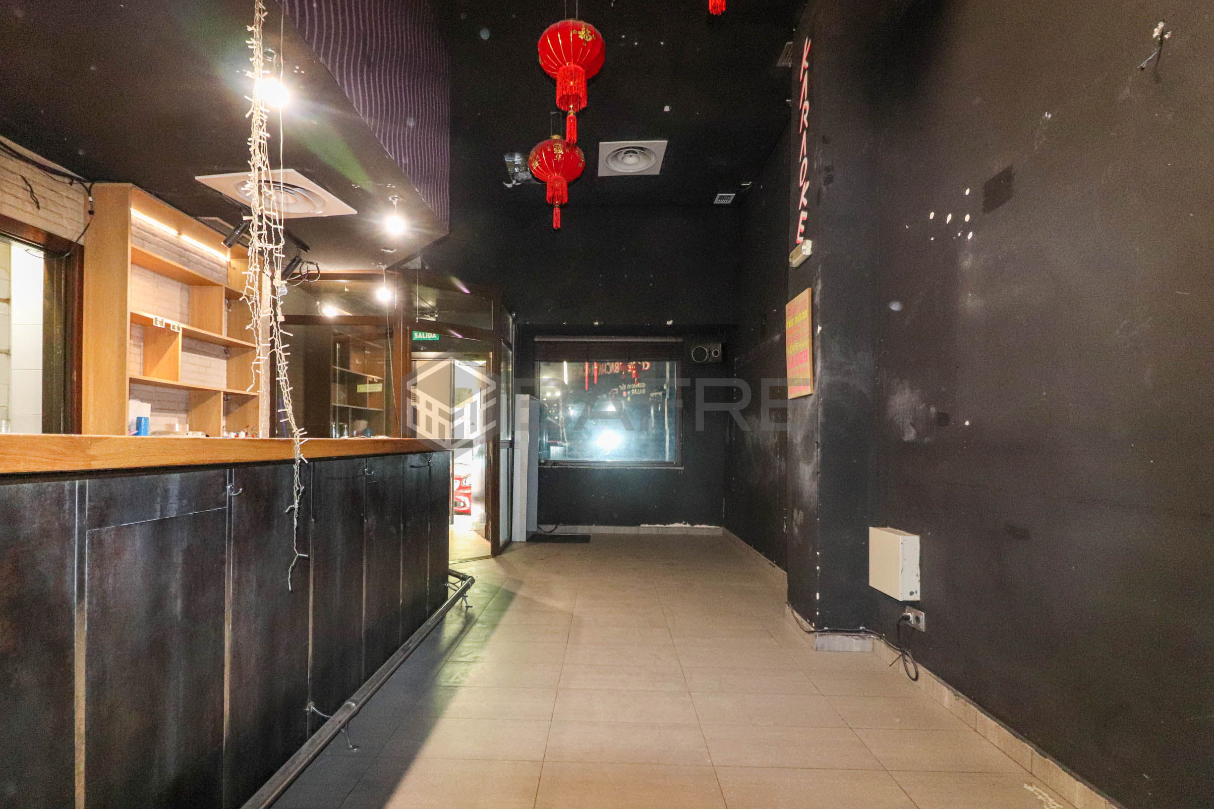 Local en Calle del Laurel 7