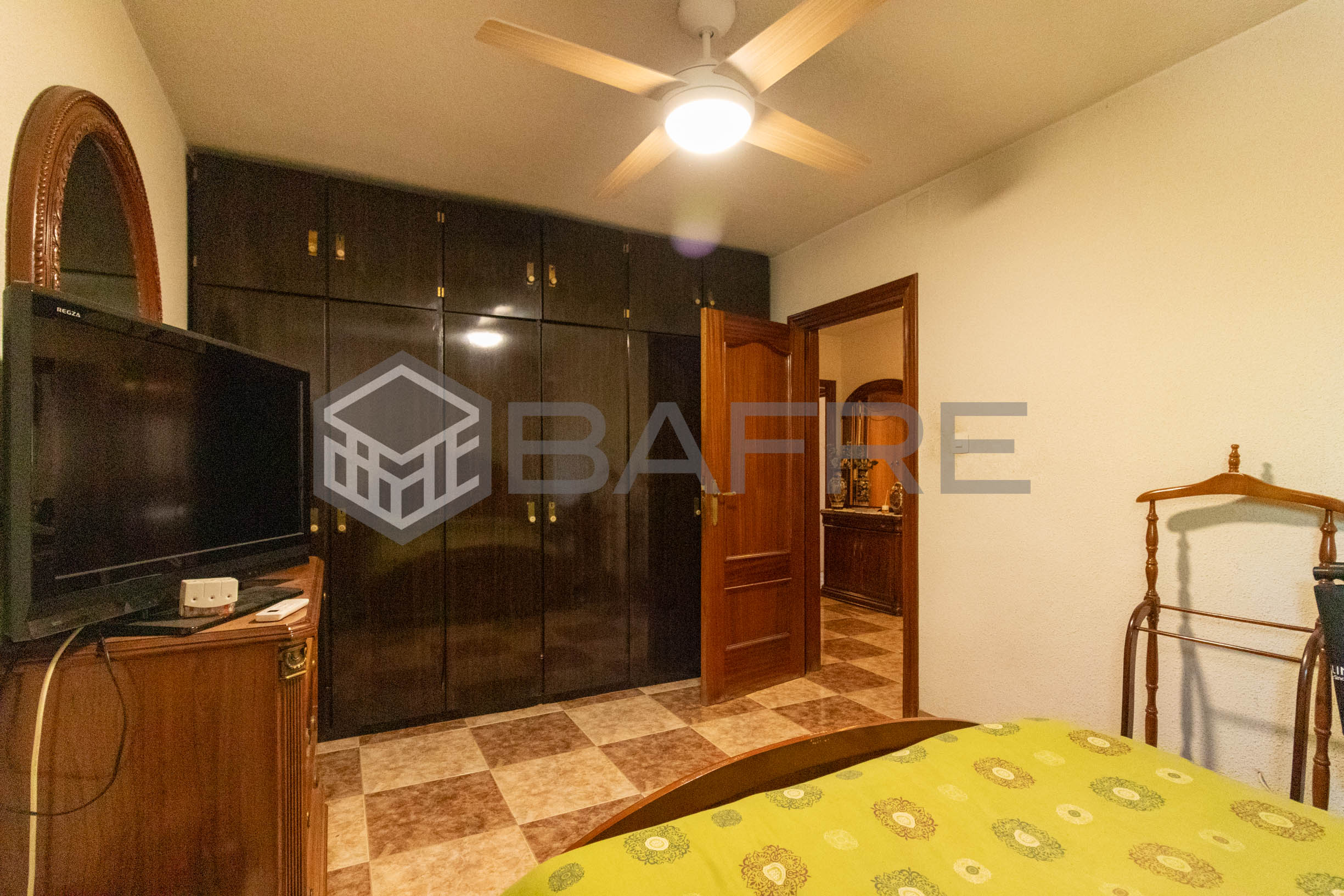Piso en Calle Tomelloso 17