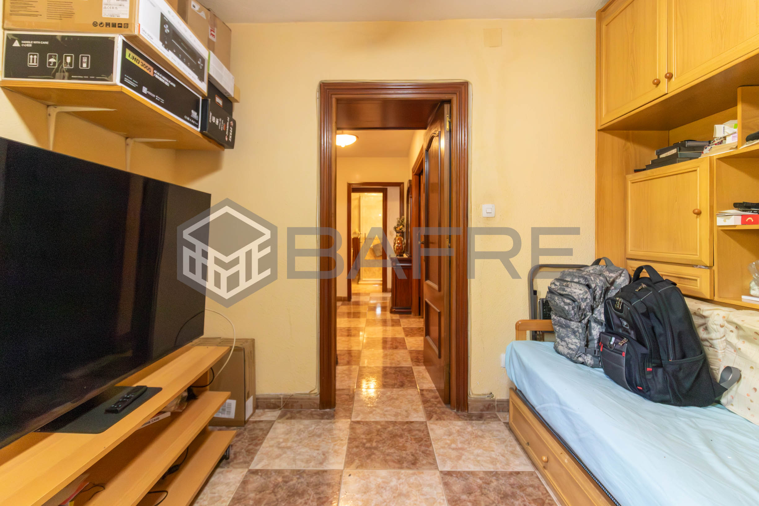 Piso en Calle Tomelloso 22