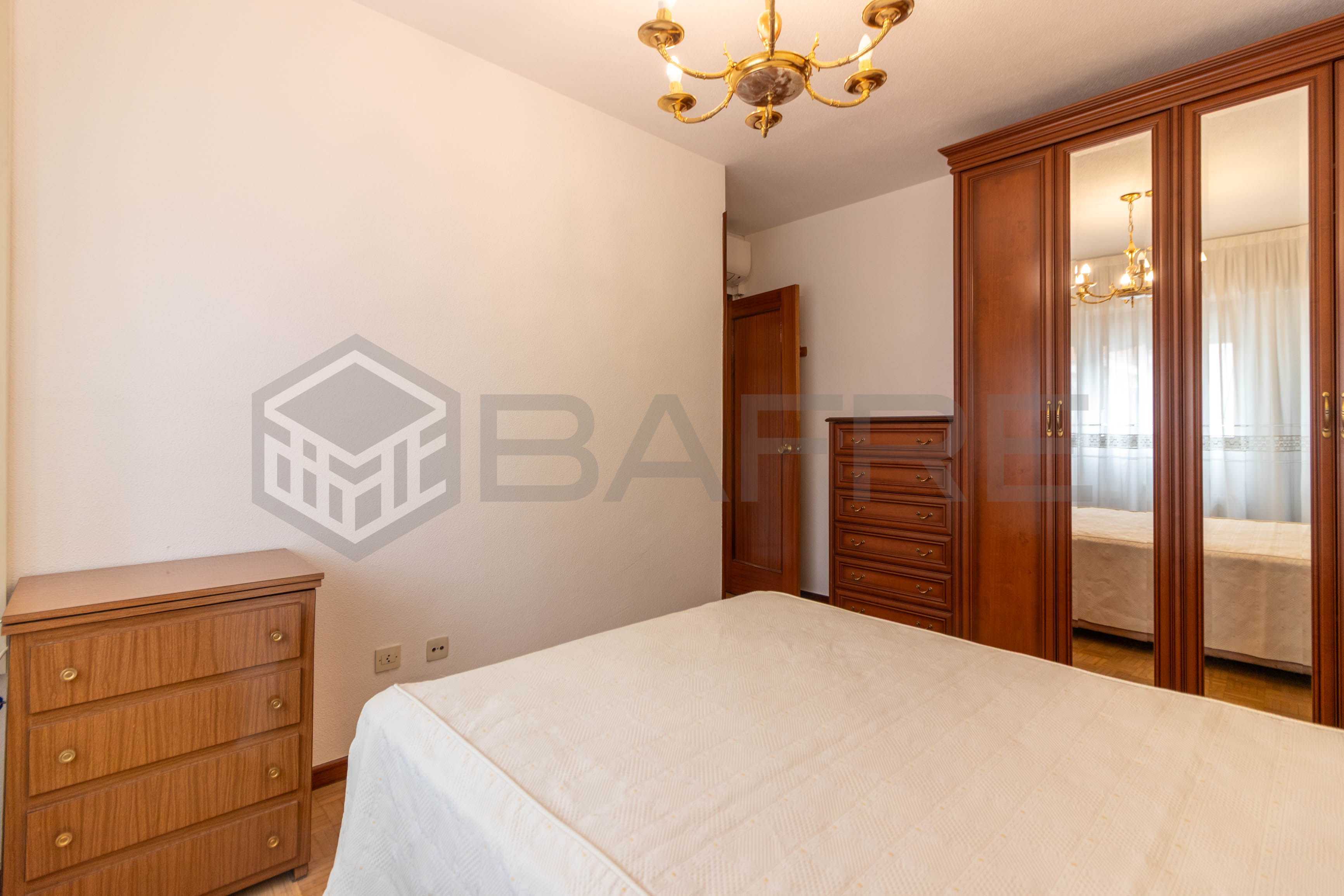 Piso en CALLE DE JASPE 16