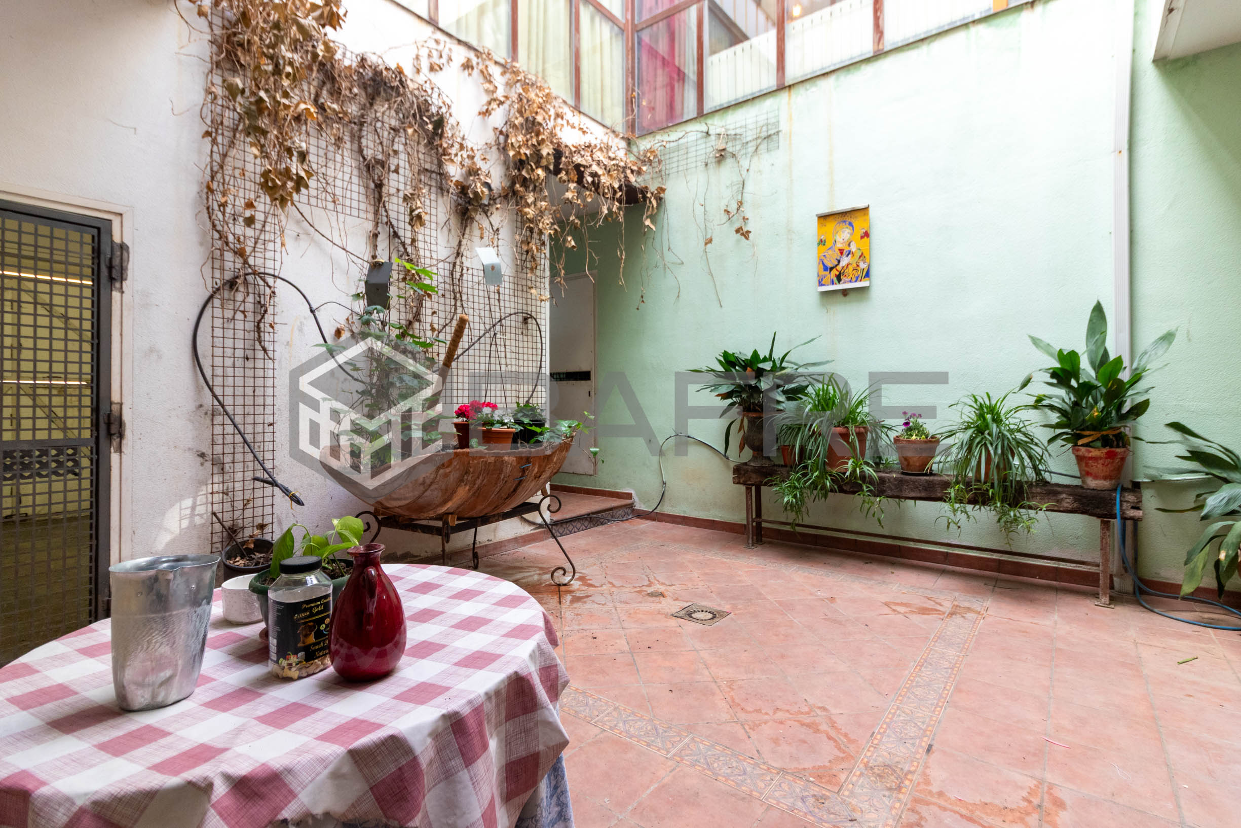 Edificio Travesía de Beatriz Galindo 27