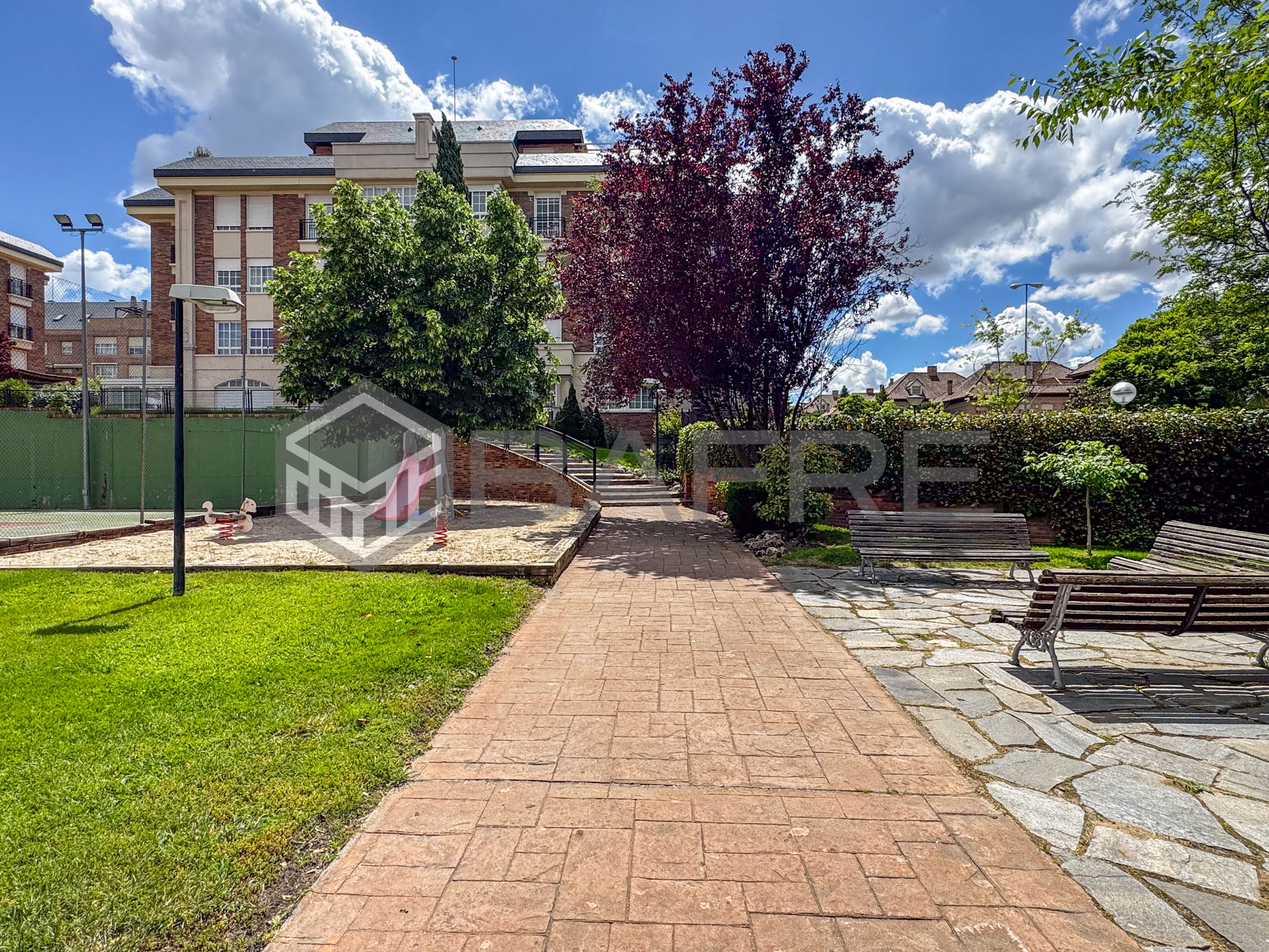 Ático dúplex en calle Velero, Majadahonda 29