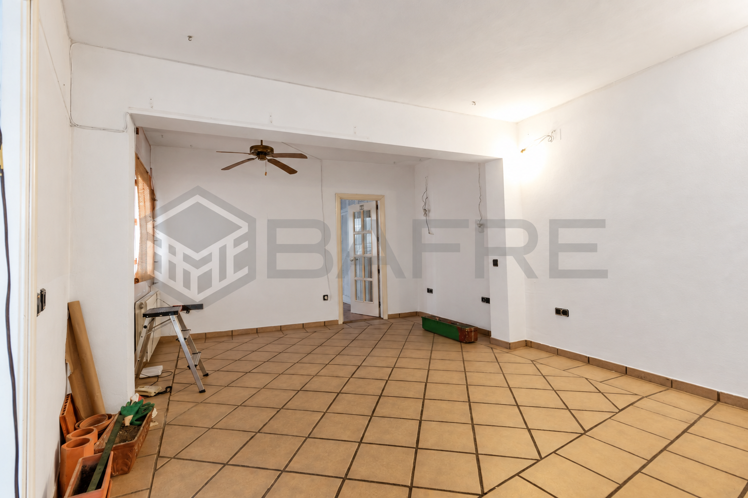 Piso en Calle de las Islas Gilbert 4