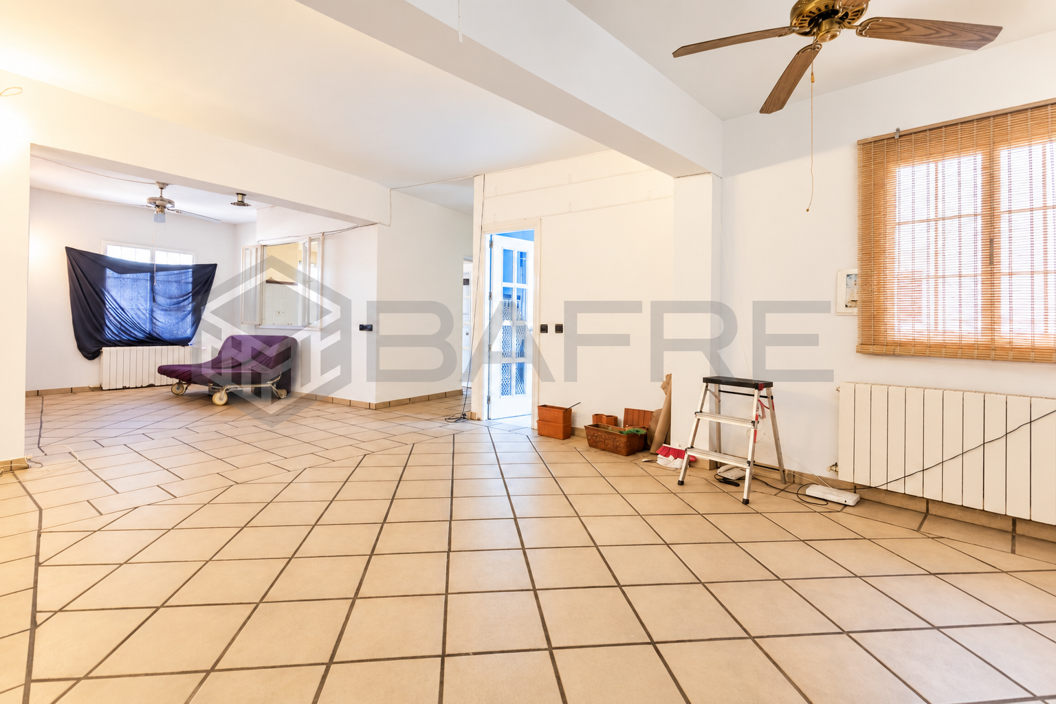 Piso en Calle de las Islas Gilbert 11