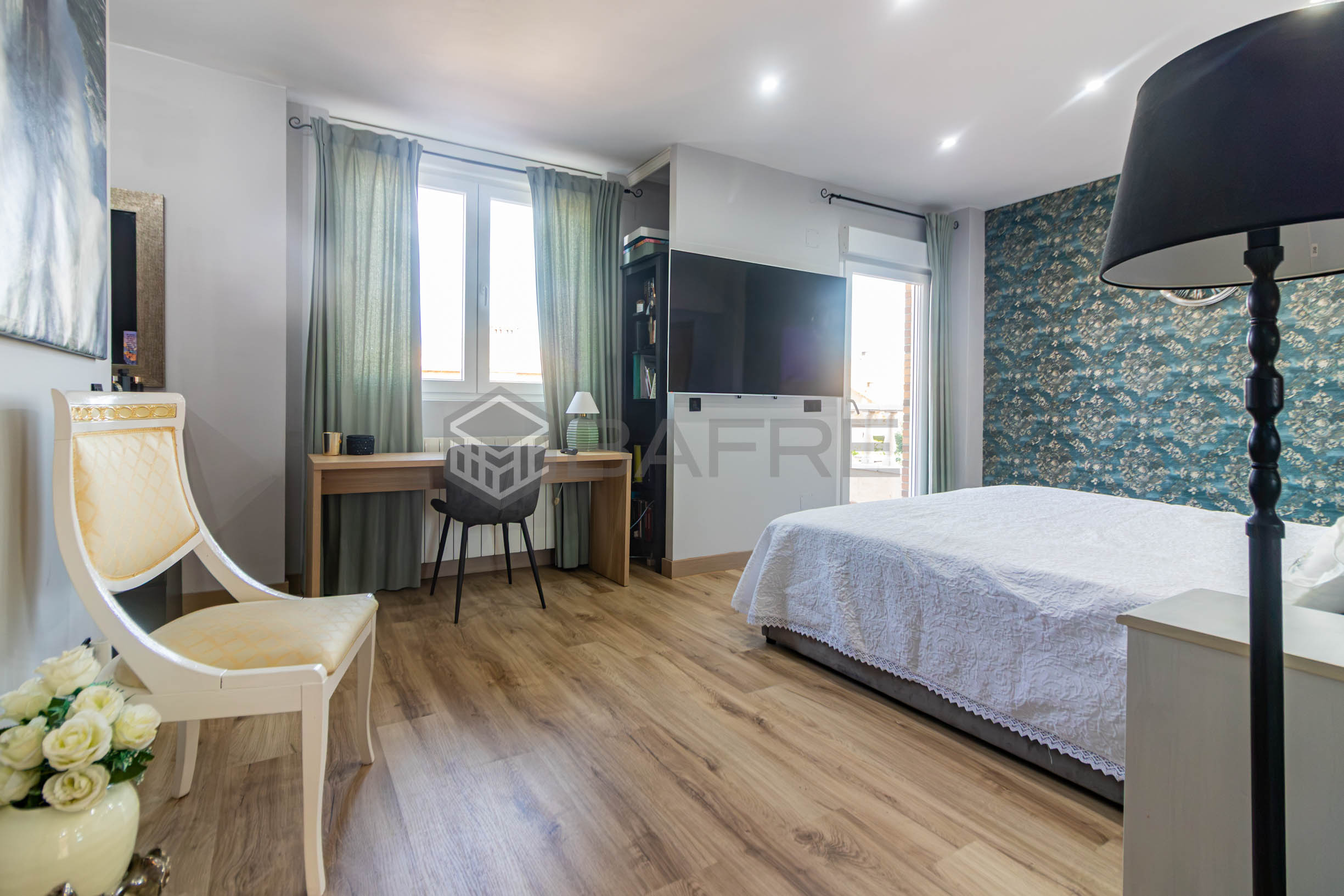 Chalet en Serranillos del Valle 30