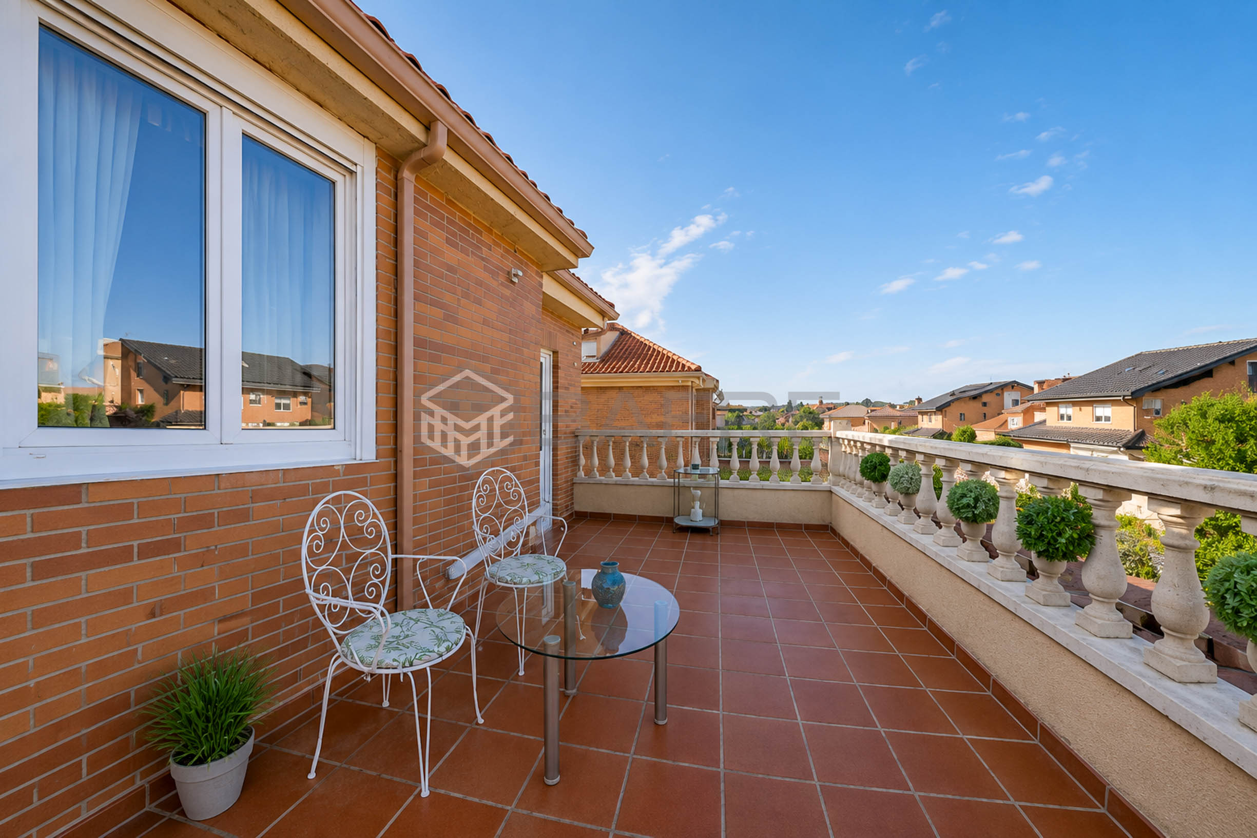 Chalet en Serranillos del Valle 36