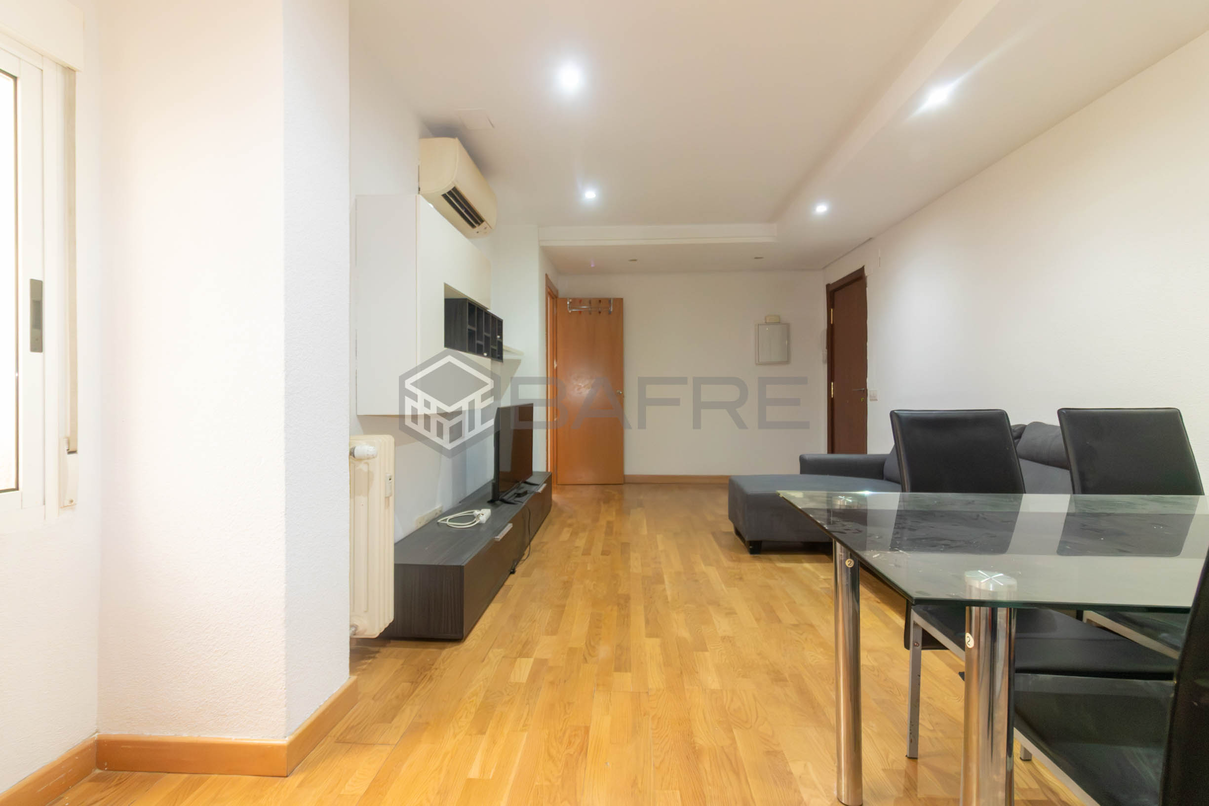 Piso en Avenida de la Ciudad de Barcelona 3