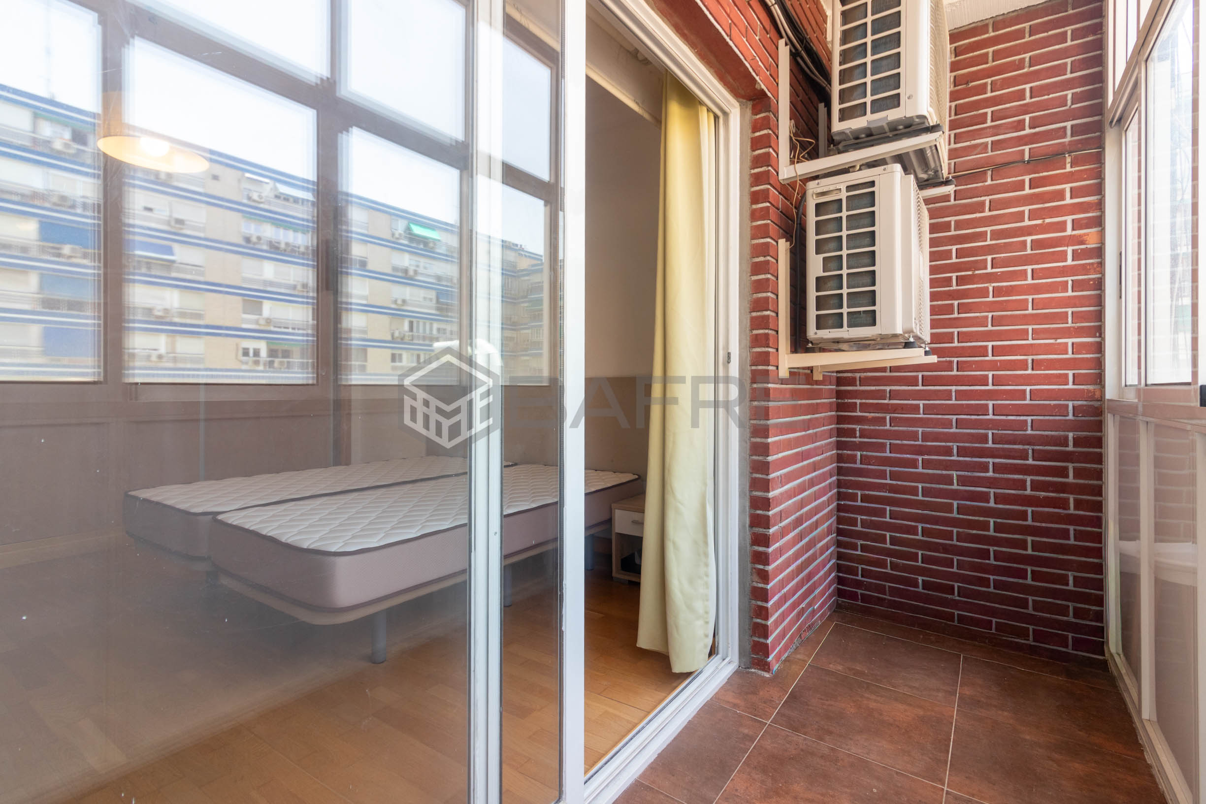 Piso en Avenida de la Ciudad de Barcelona 8