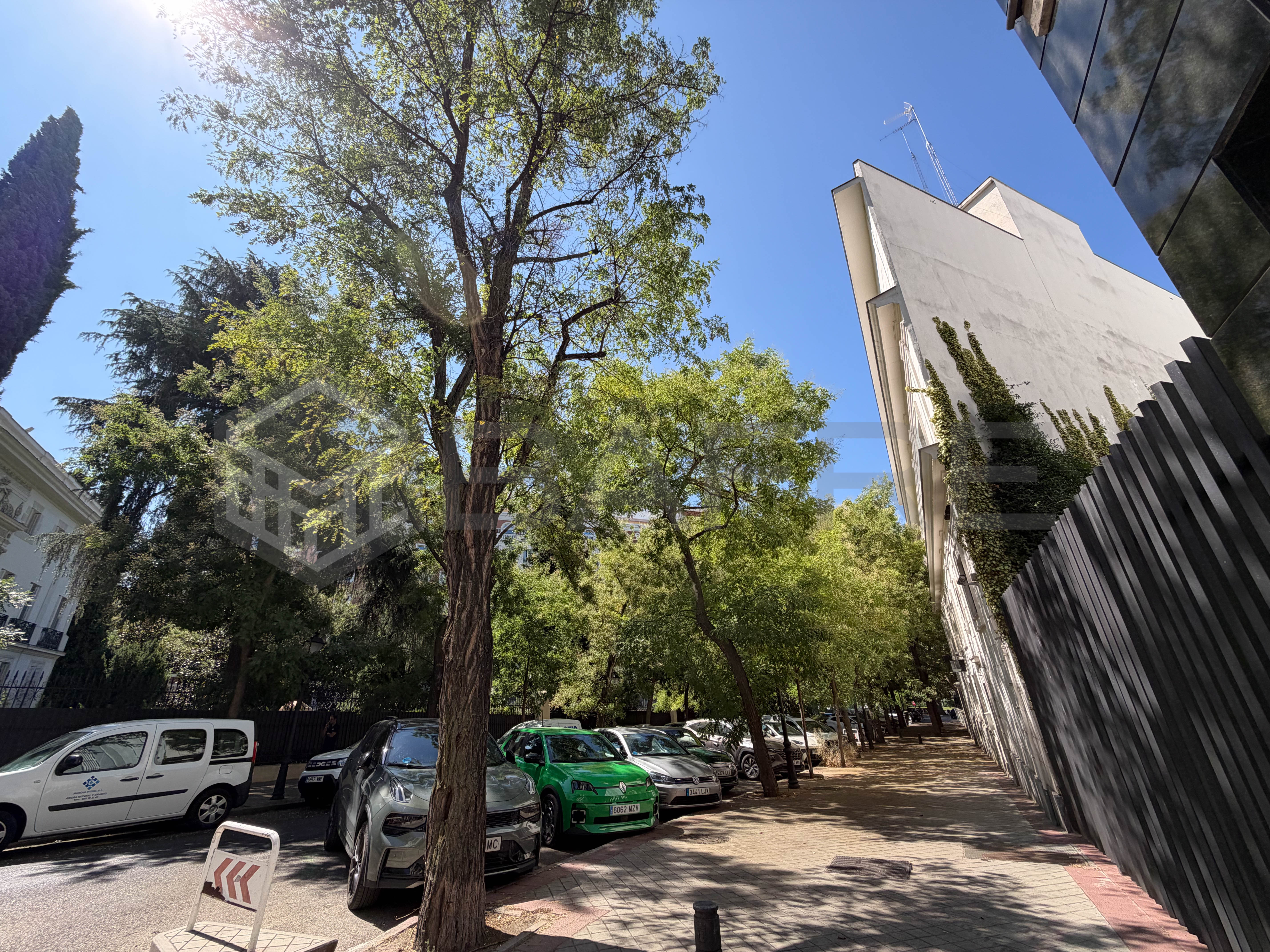 Piso en Calle Pinar 26