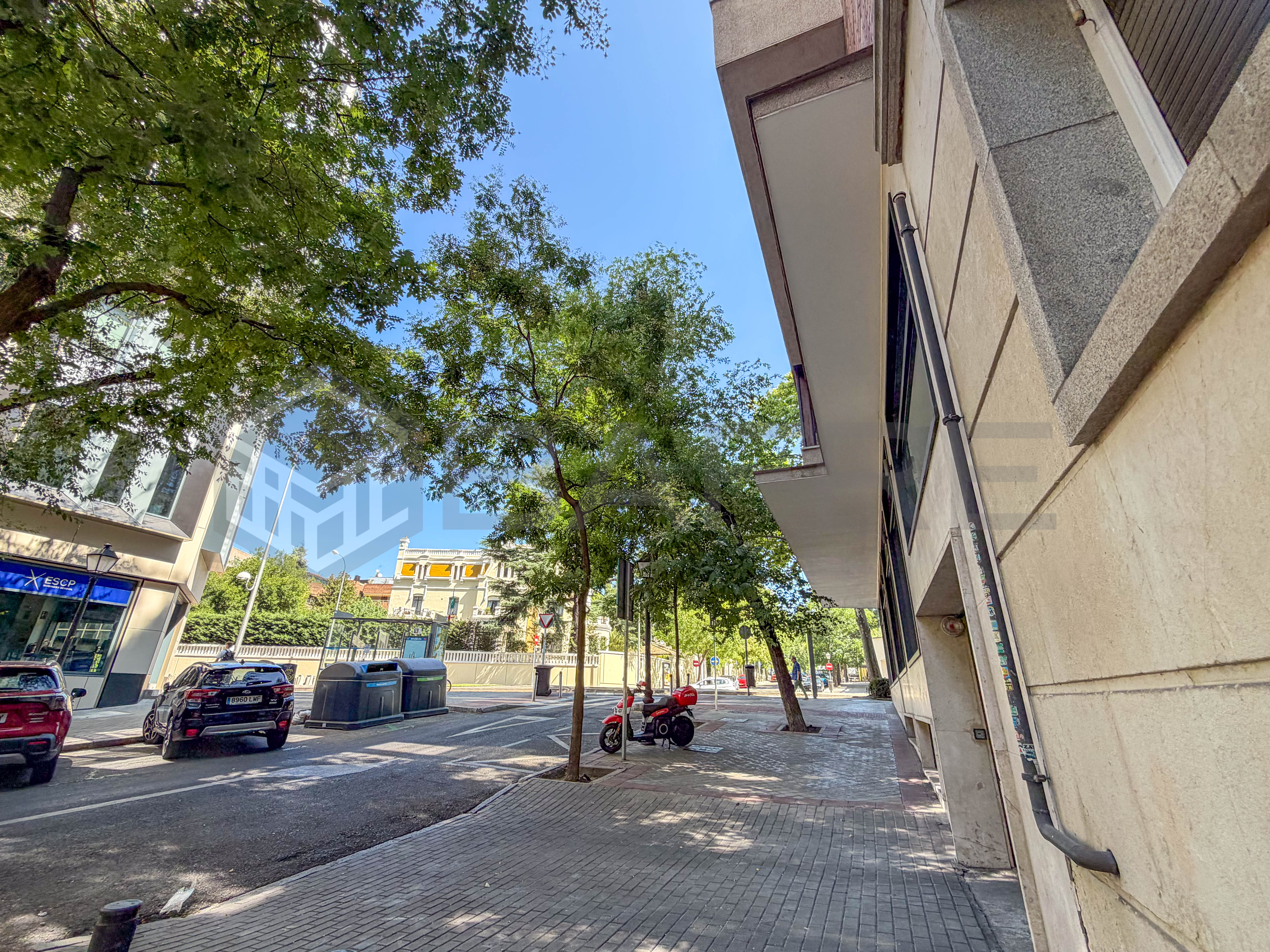 Piso en Calle Pinar 24