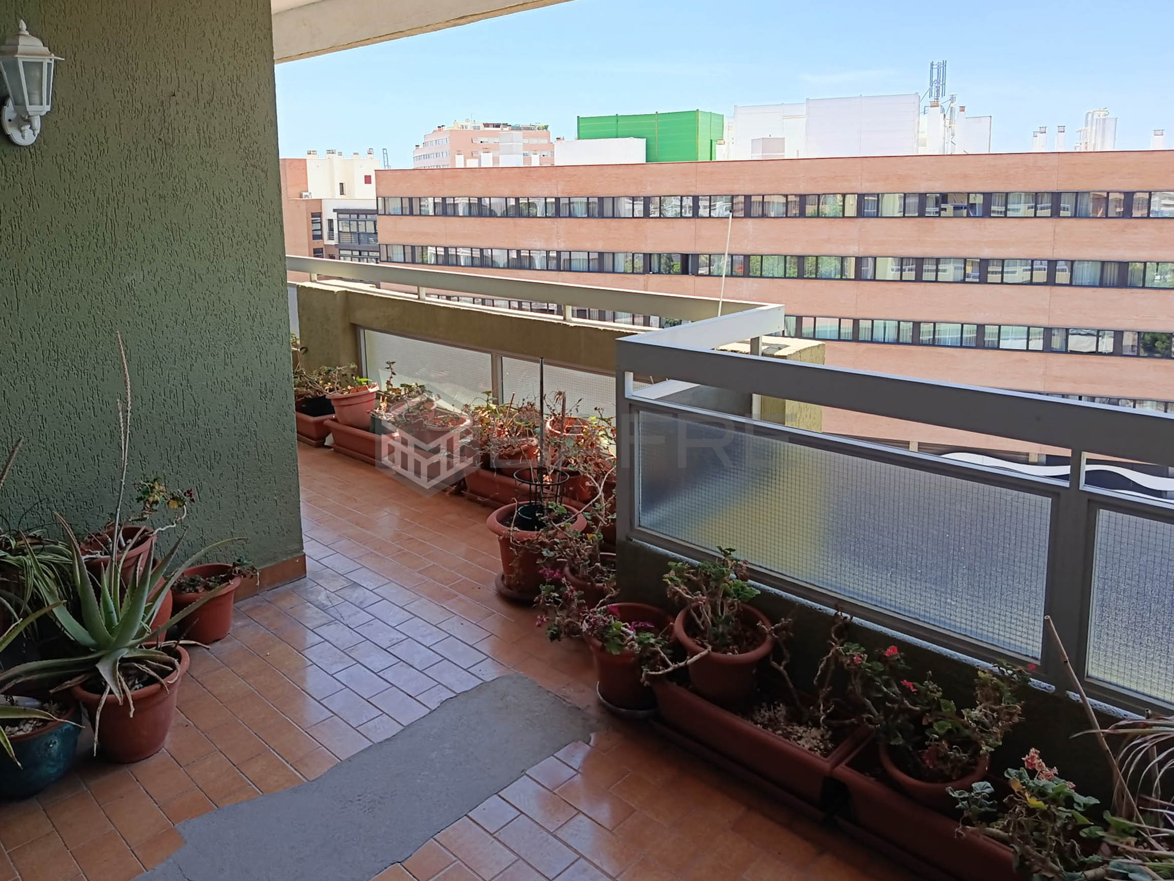 Piso en Avenida de Andalucía 8