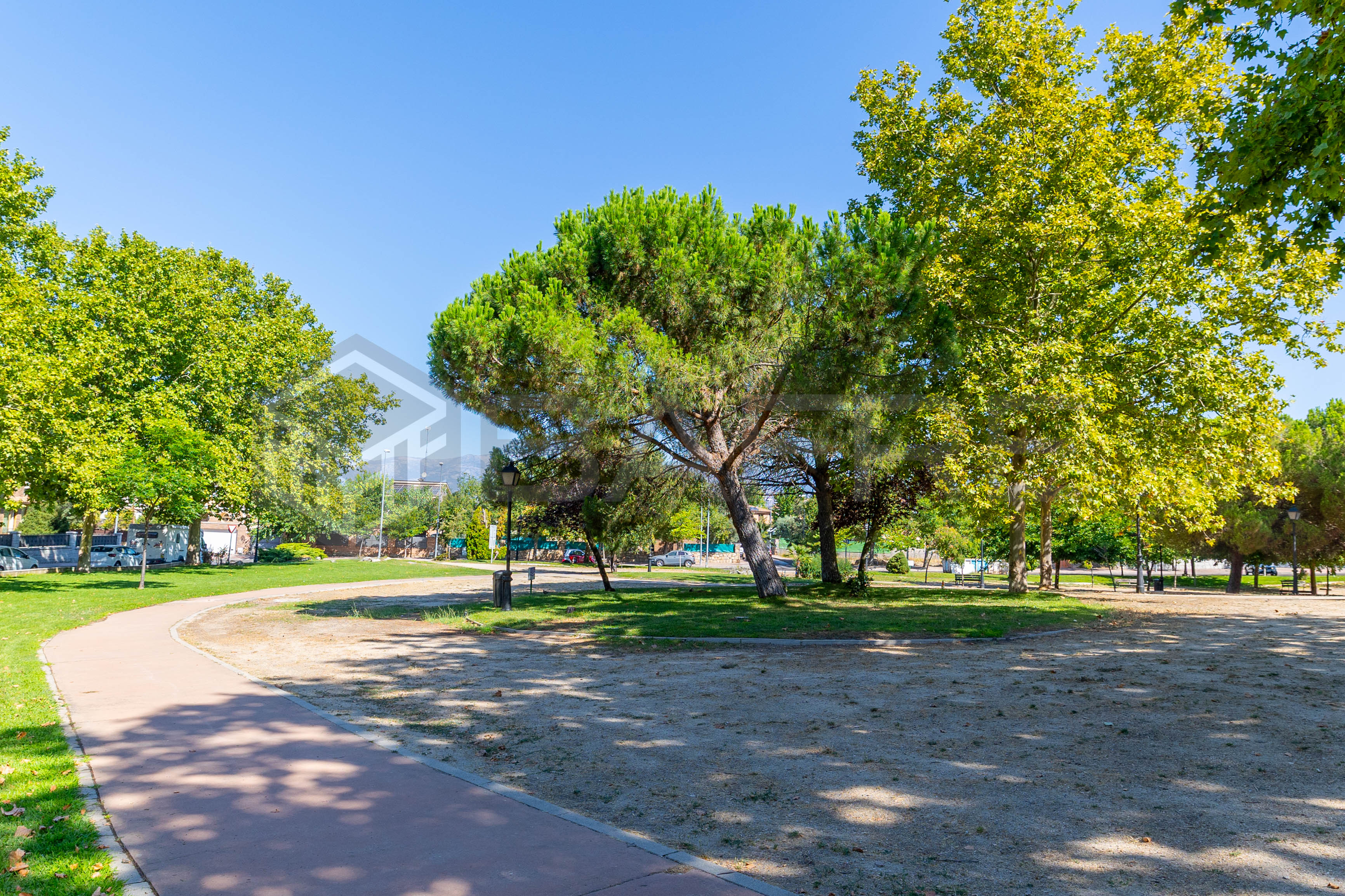 Chalet independiente en centro de Colmenar Viejo 64
