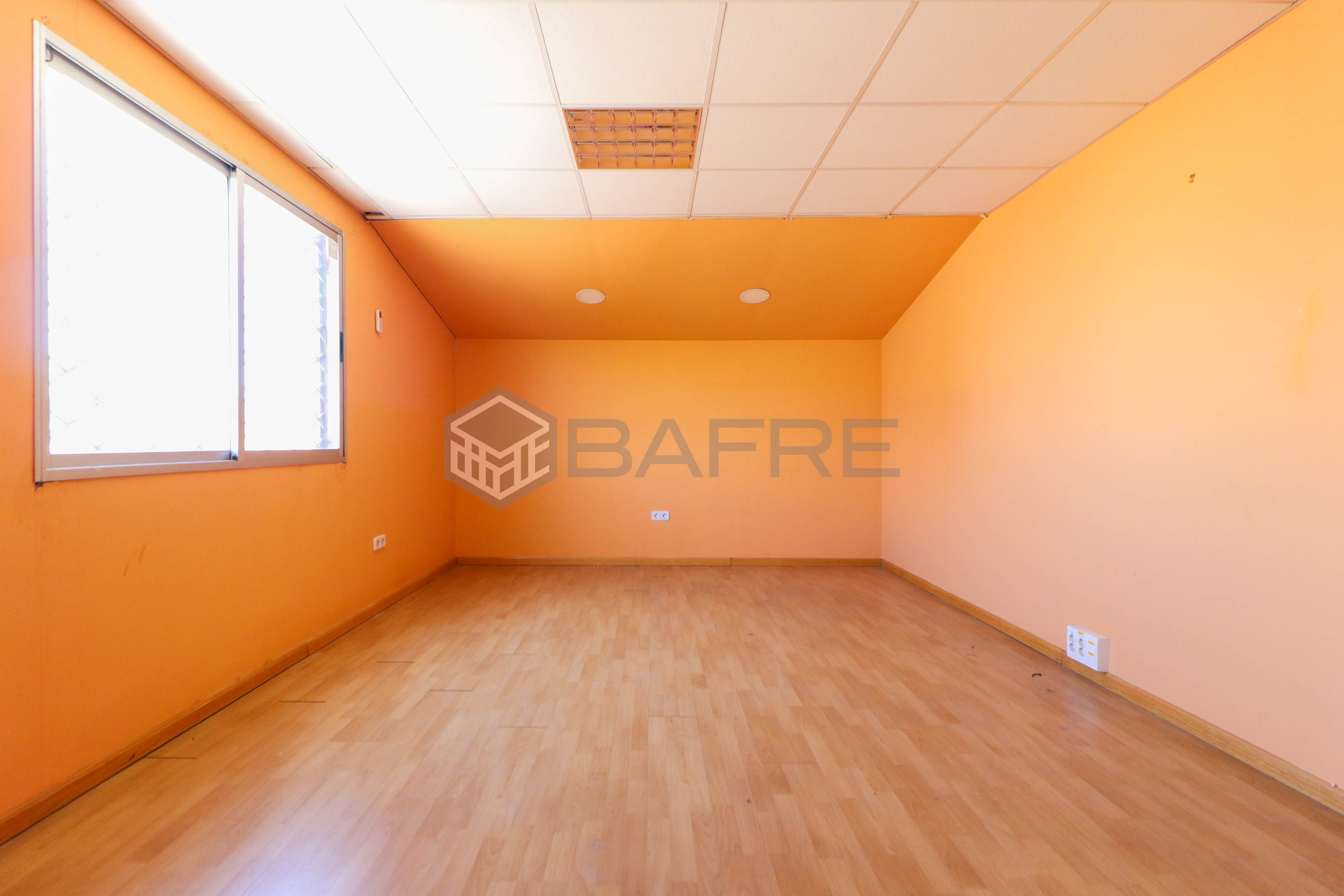 Local en San Fernando de Henares 11