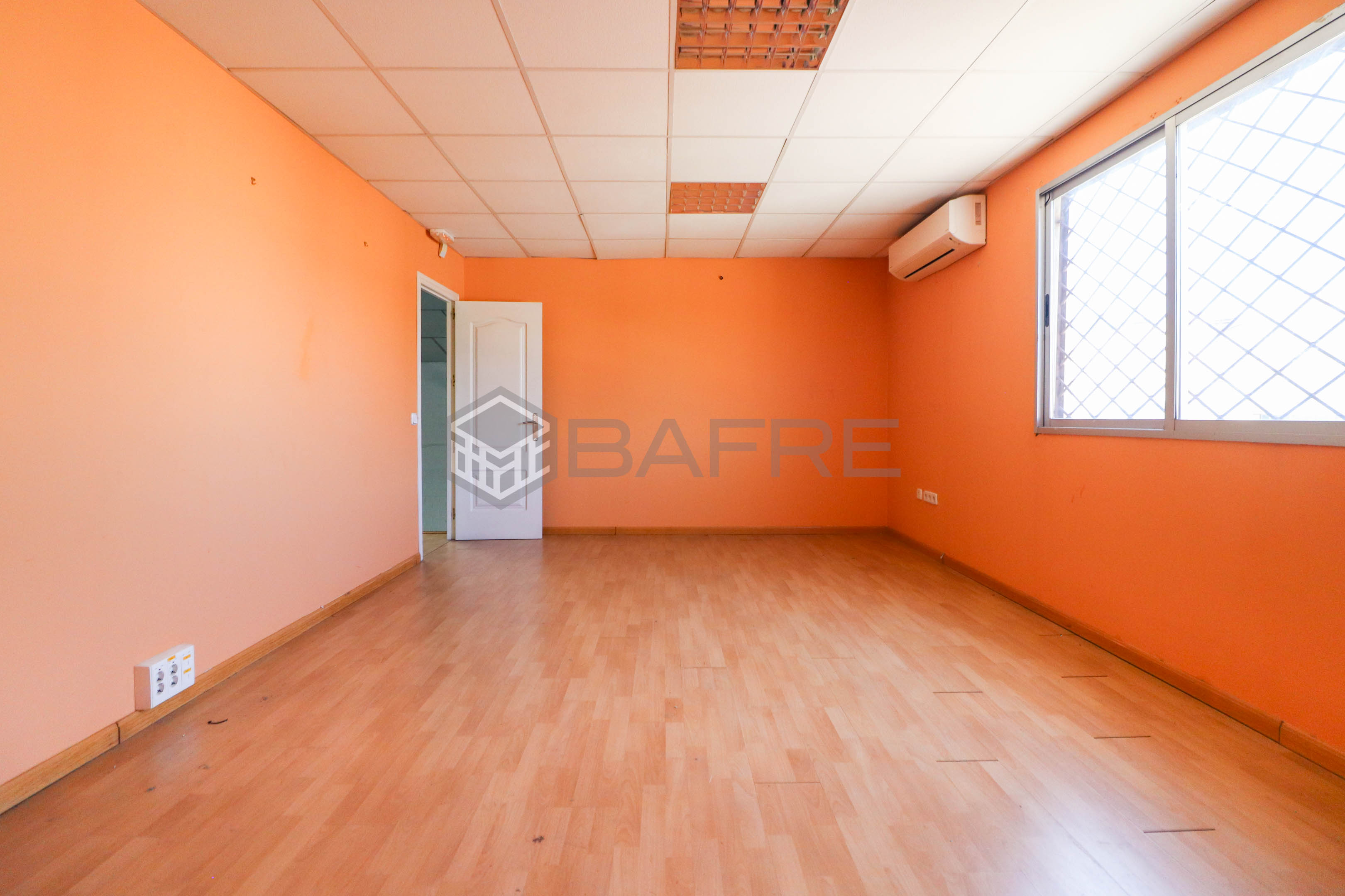Local en San Fernando de Henares 8