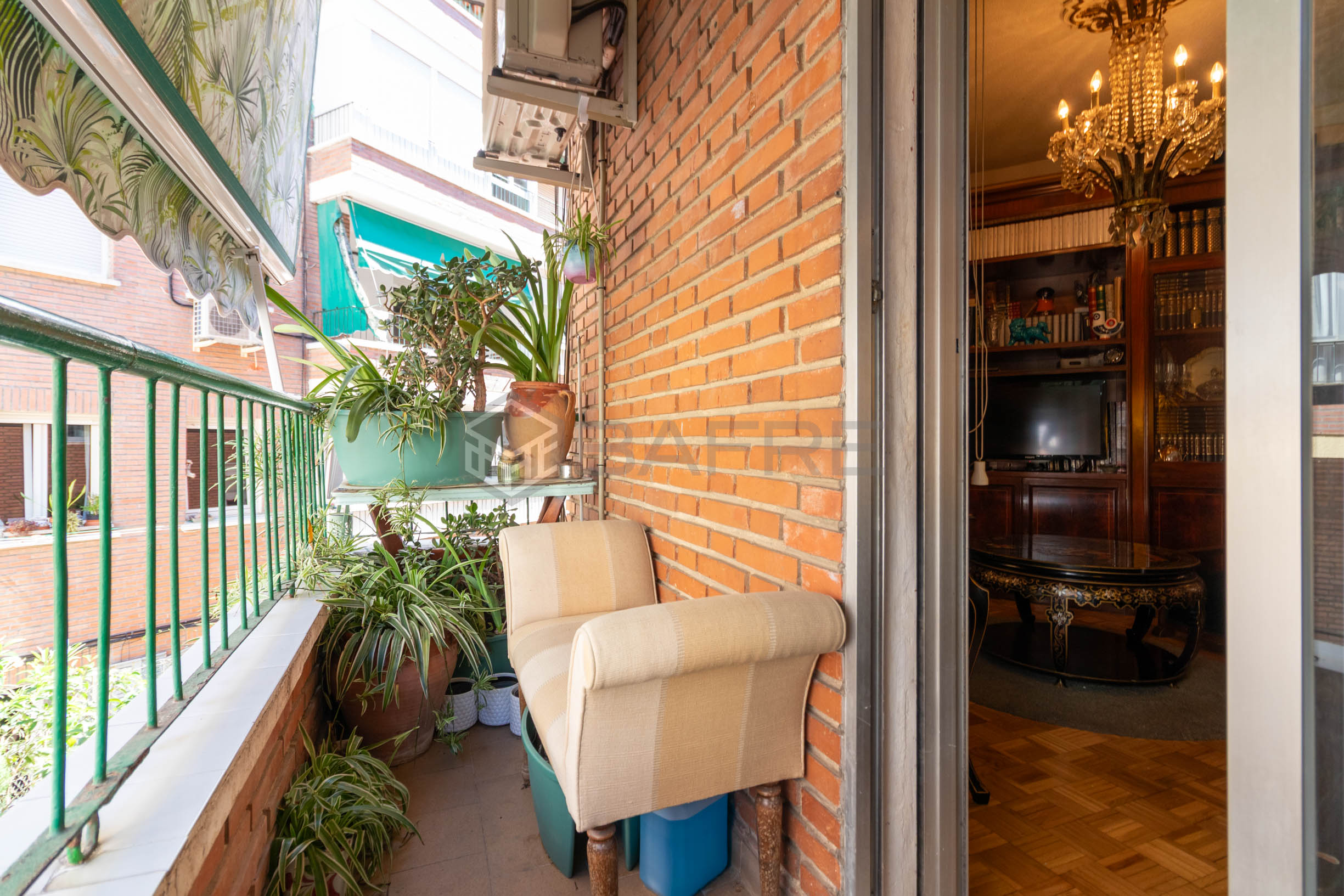 Piso en venta en Calle de Anzuola 16